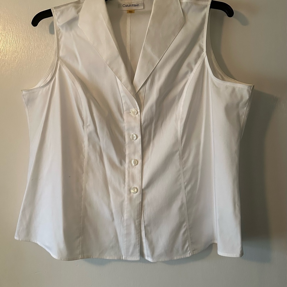Calvin Klein White Sleeveless Blouse with Notched Collar